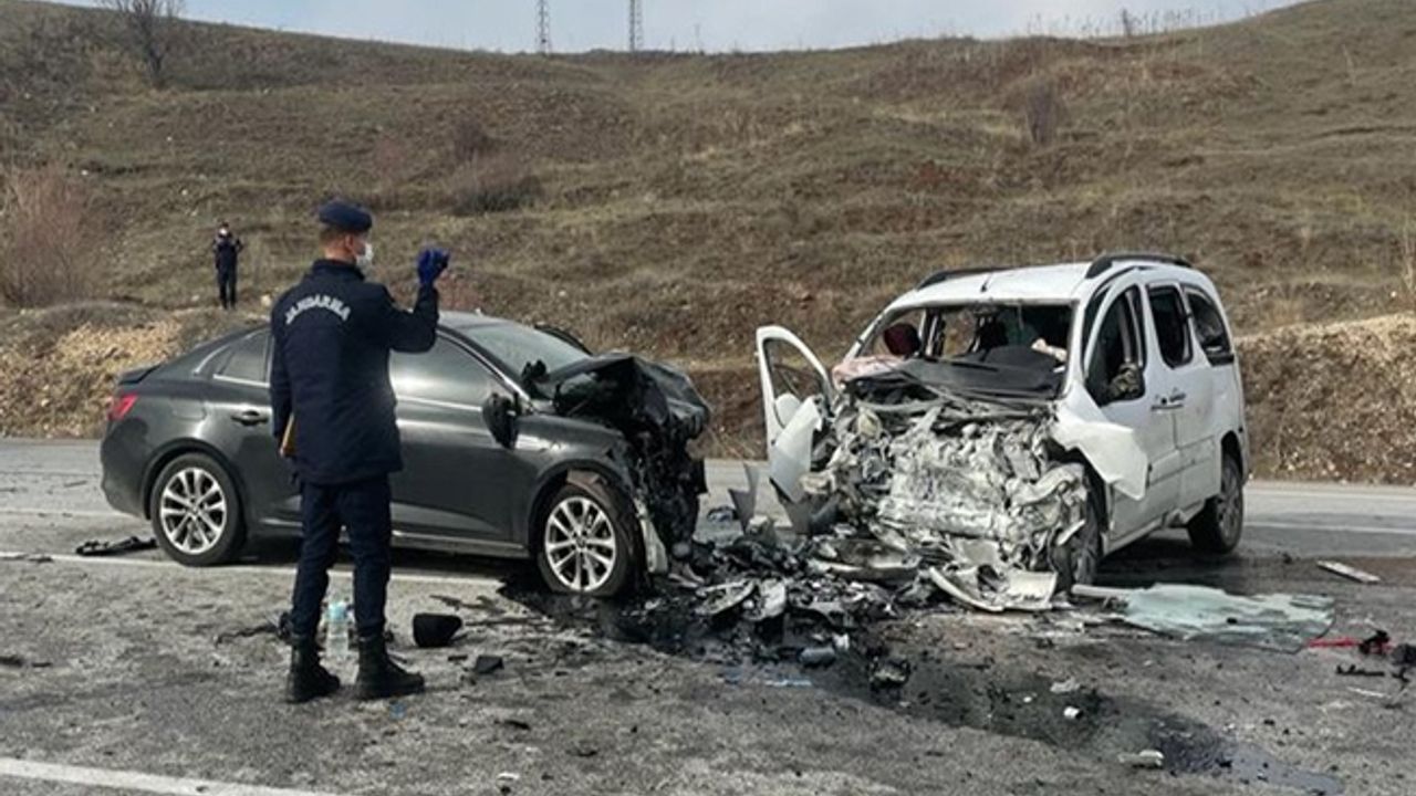 Belediye Başkanı trafik kazasında hayatını kaybetti!