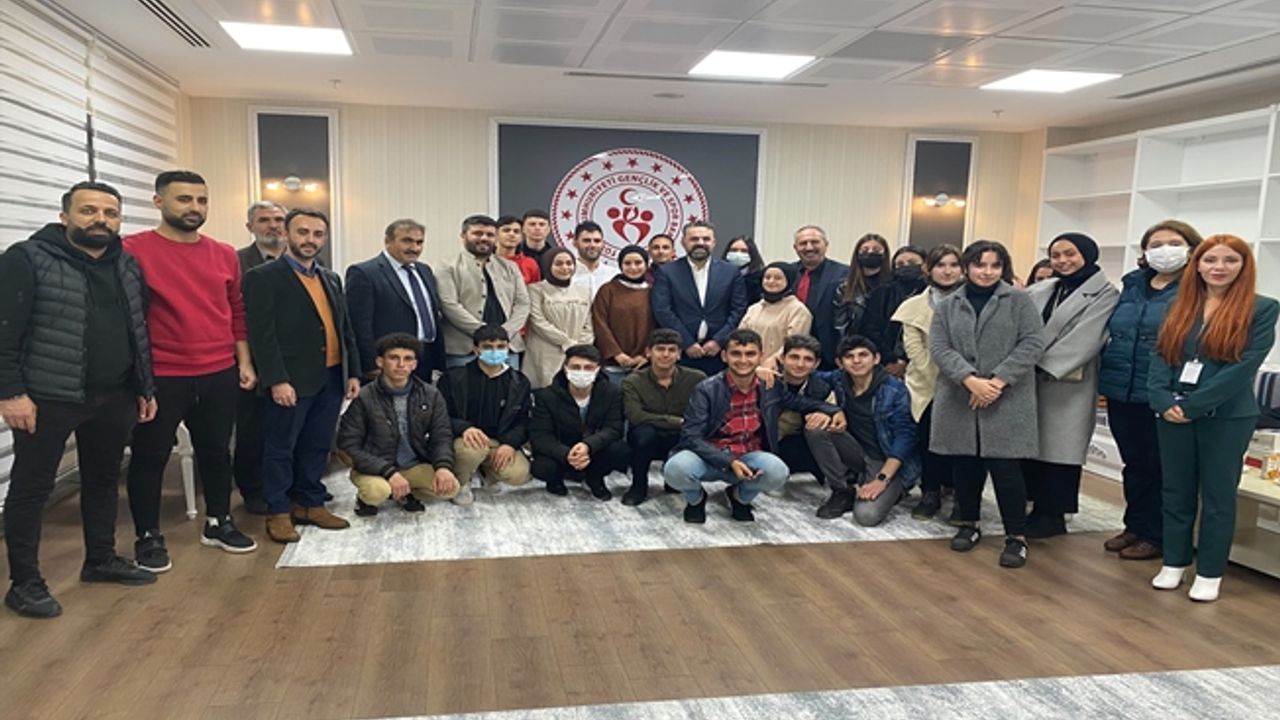 POLİSAN HOLDİNG’DEN LİSE ÖĞRENCİLERİNE İLHAM VEREN BULUŞMA!