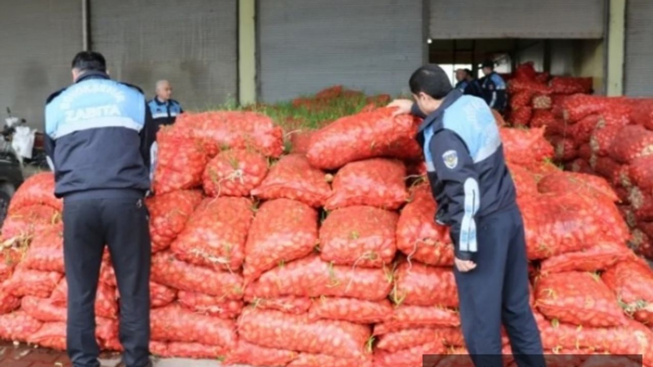 Çürümüş 22 ton soğan imha edildi