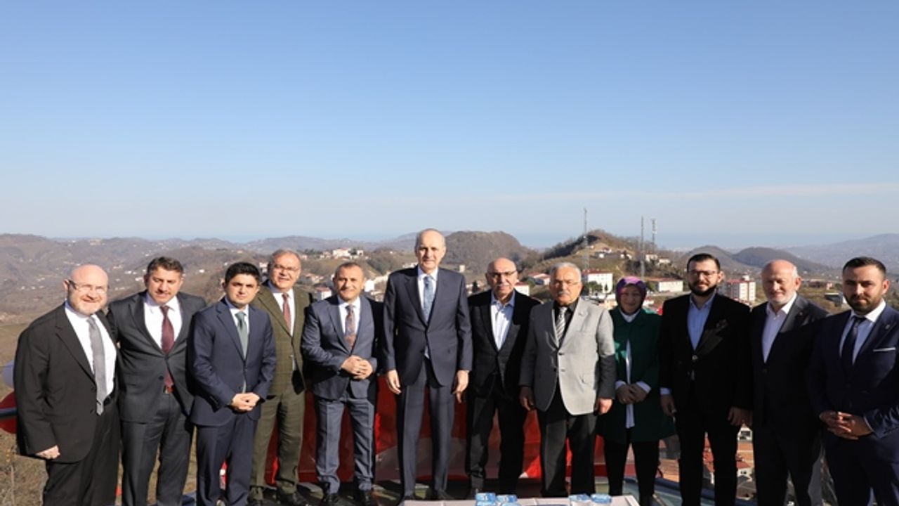Numan Kurtulmuş seyir terası ve sosyal tesis açtı
