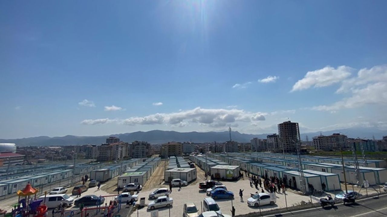 Büyükşehir'in Defne'deki Konteyner Kentine vatandaşlar taşınmaya başladı