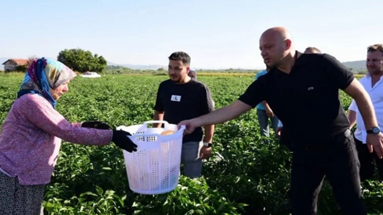 Manisa Kırkağaç'a koruyucu ekipmanlar dağıtıldı