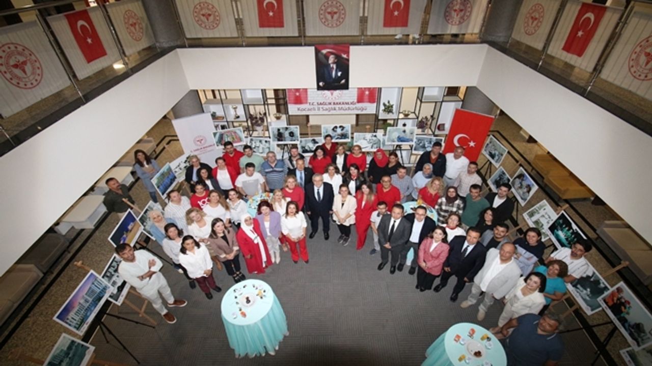 Kocaeli'de Sağlıkçılar'dan Cumhuriyet'e Özel Sergi