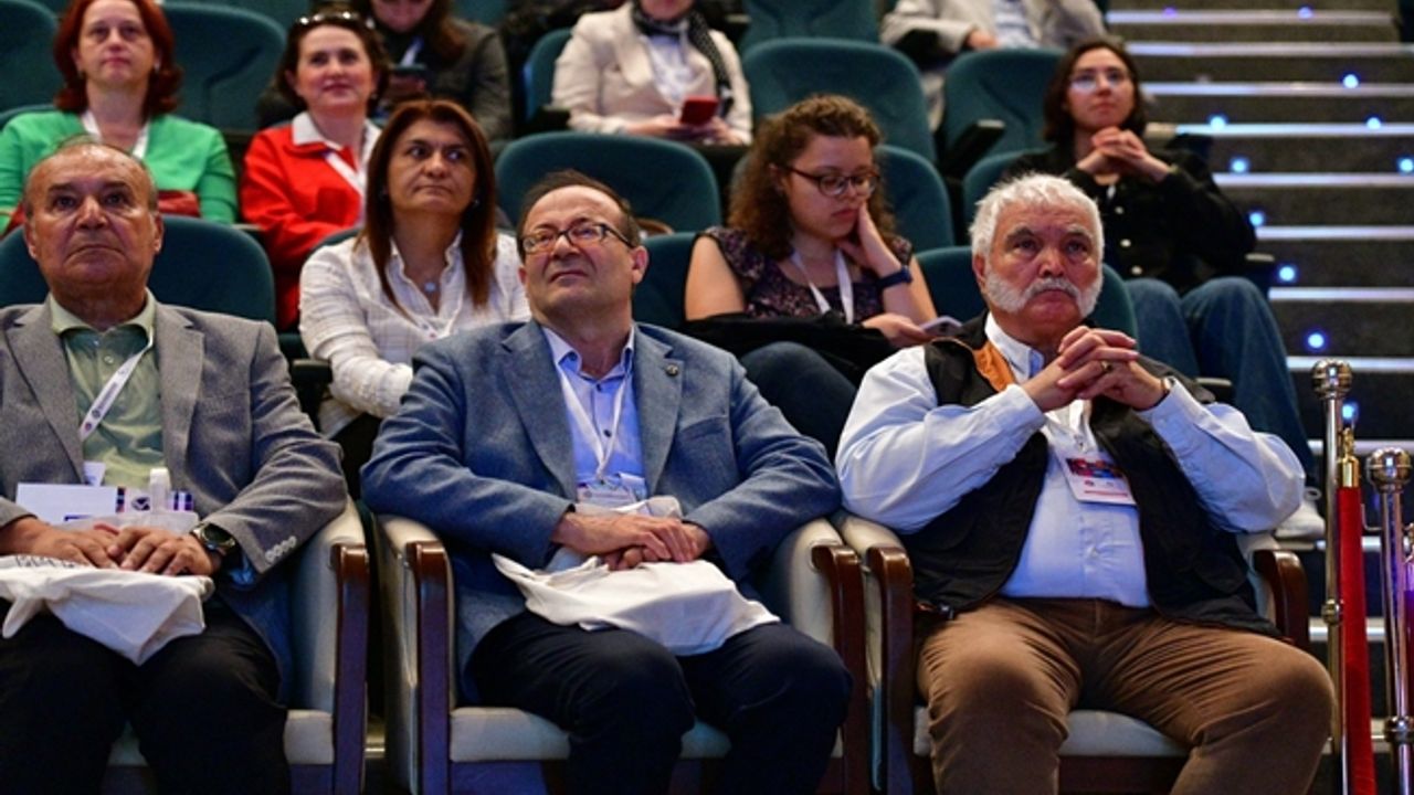 BİLİM DÜNYASI SAKARYA ÜNİVERSİTESİ'NDE BULUŞTU