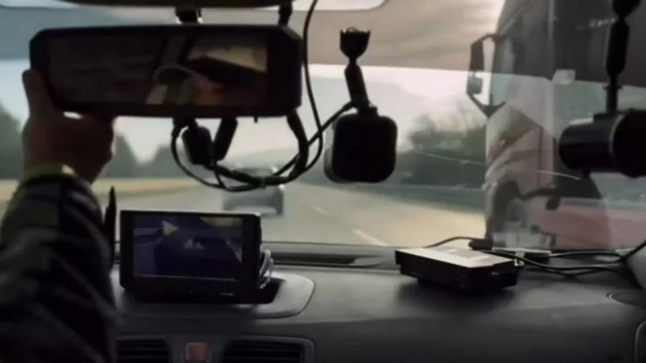 Düzce'de trafik ekiplerinden radar kontrolü