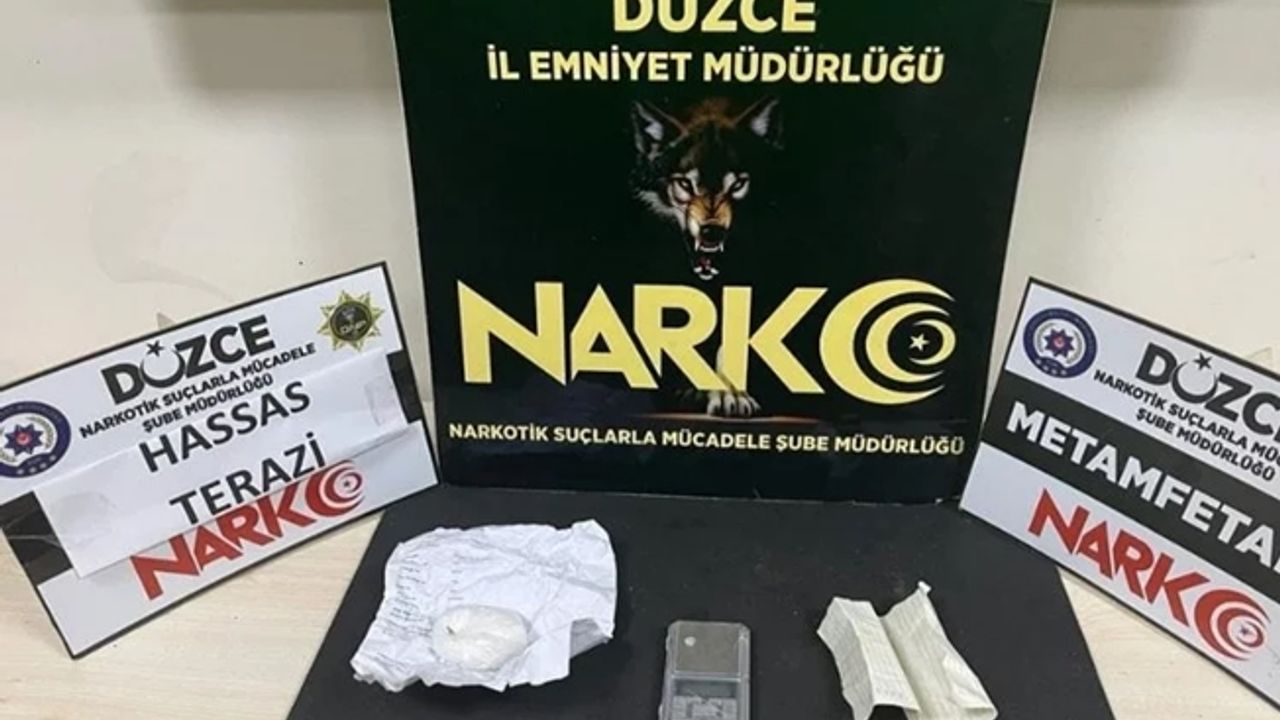 Düzce Anadolu Otoyolu'nda uyuşturucu operasyonu