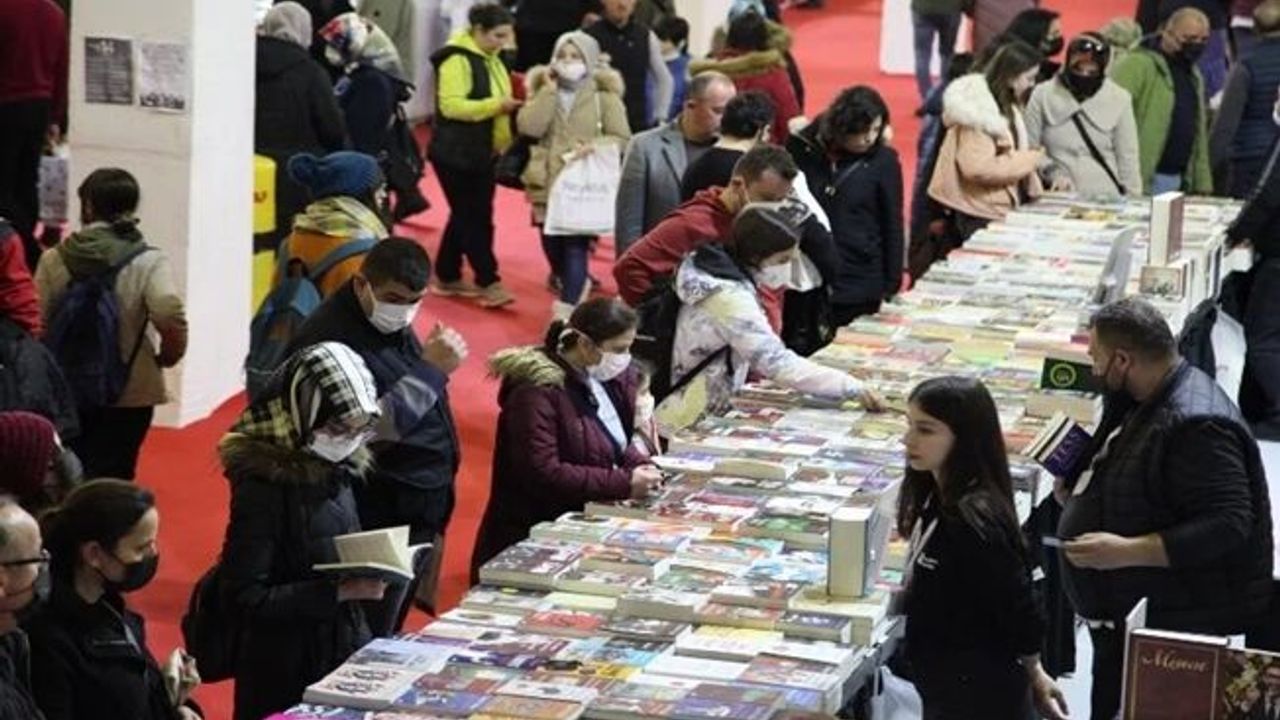 Bursa Kitap Fuarı'na 21. kez kapı açıyor