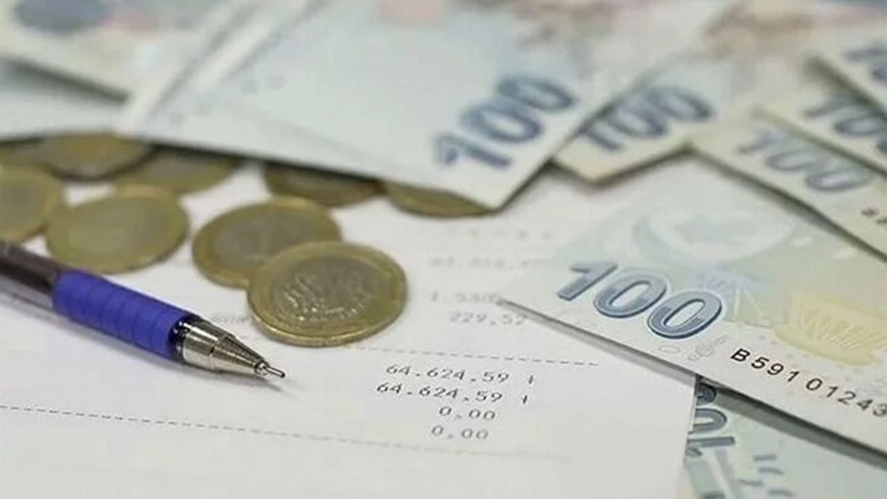 Gelirde yıllık beyan ve ödeme süreleri uzatıldı