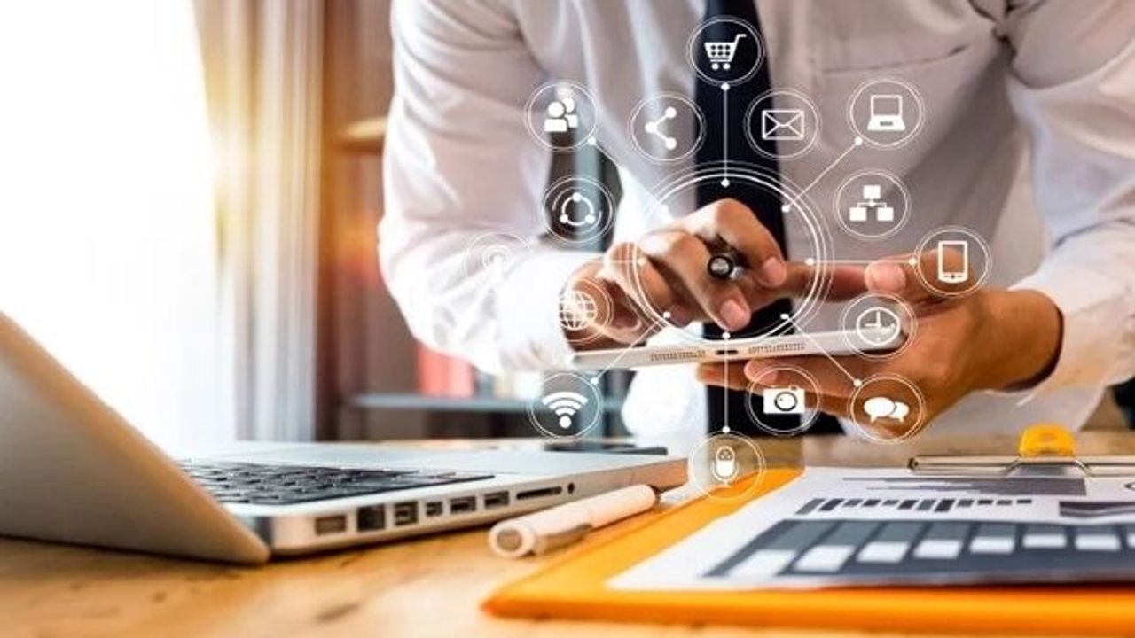 Milyonlarca mükellef E-belge uygulamalarını kullanıyor