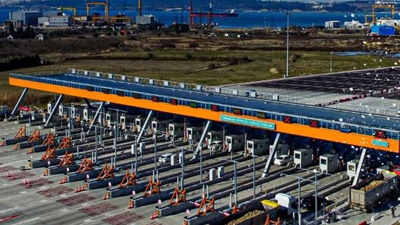 Köprü ve otoyol geçişlerine 9 gün tatil ayarı