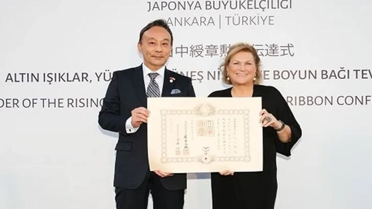Sabancı, 'Yükselen Güneş Nişanı'na layık görülen ilk Türk Kadın oldu