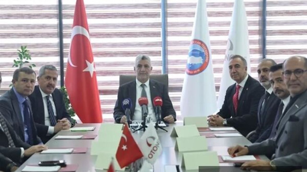 Bakan Bolat: Otomotiv sektörü Avrupa'da 4. sırada