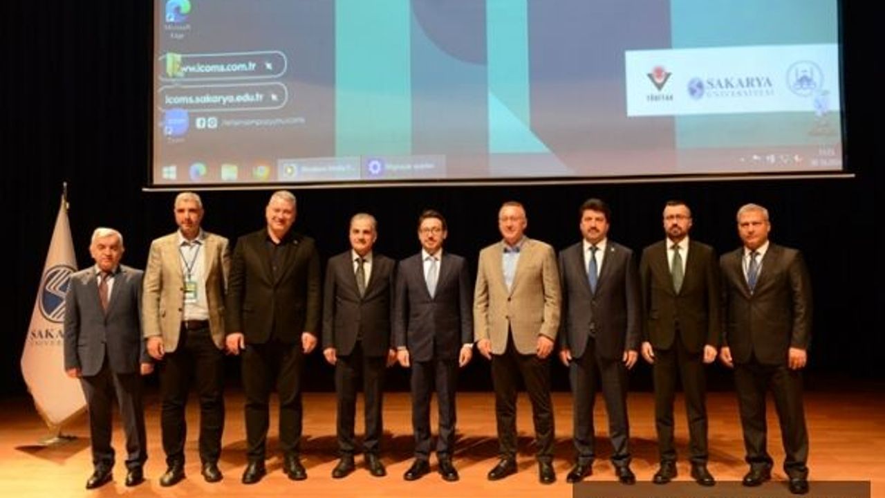 SAKARYA ÜNİVERSİTESİNDE 4. ULUSLARARASI İLETİŞİM BİLİMLERİ SEMPOZYUMU BAŞLADI