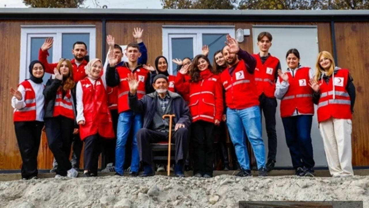 Kızılay desteğiyle yeni yuvasına kavuştu