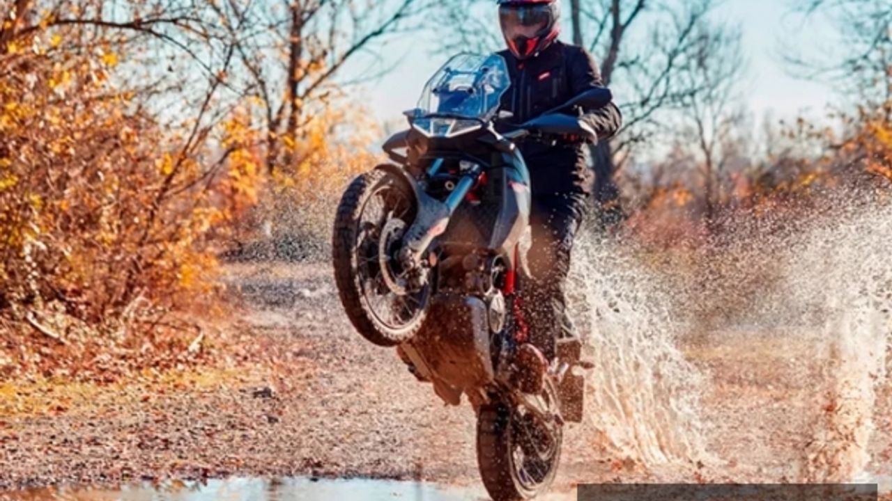 Macera motosiklet tutkunları Kemer'de yarışacak