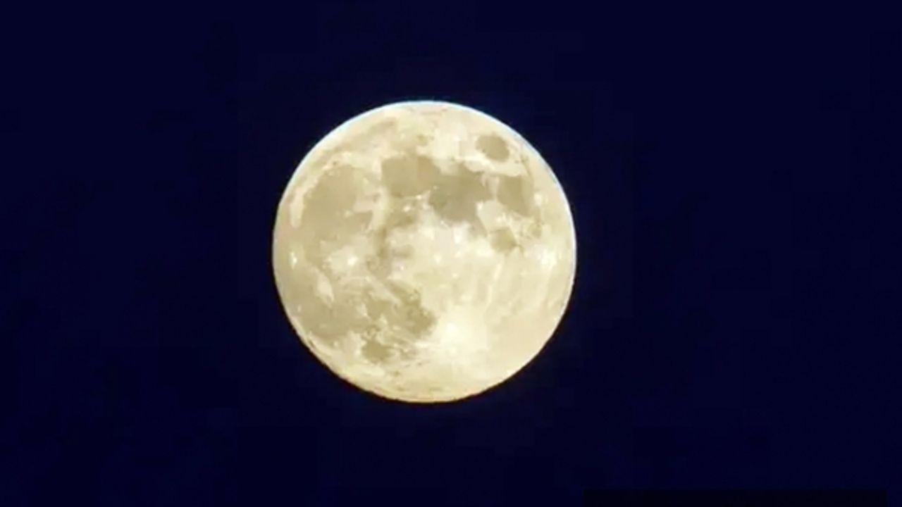 Yılın son Süper Ay'ı yükseliyor