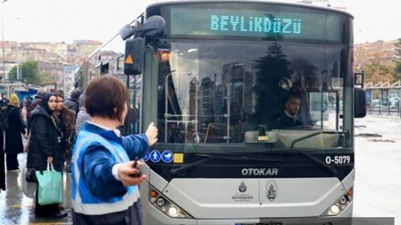 İETT'de ilk kadın metrobüs denetim amiri iş başında