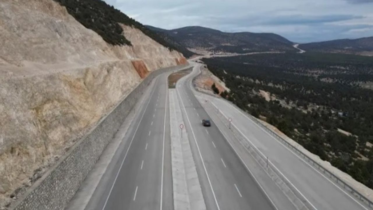 Korkuteli-Elmalı 25 dakikaya inecek