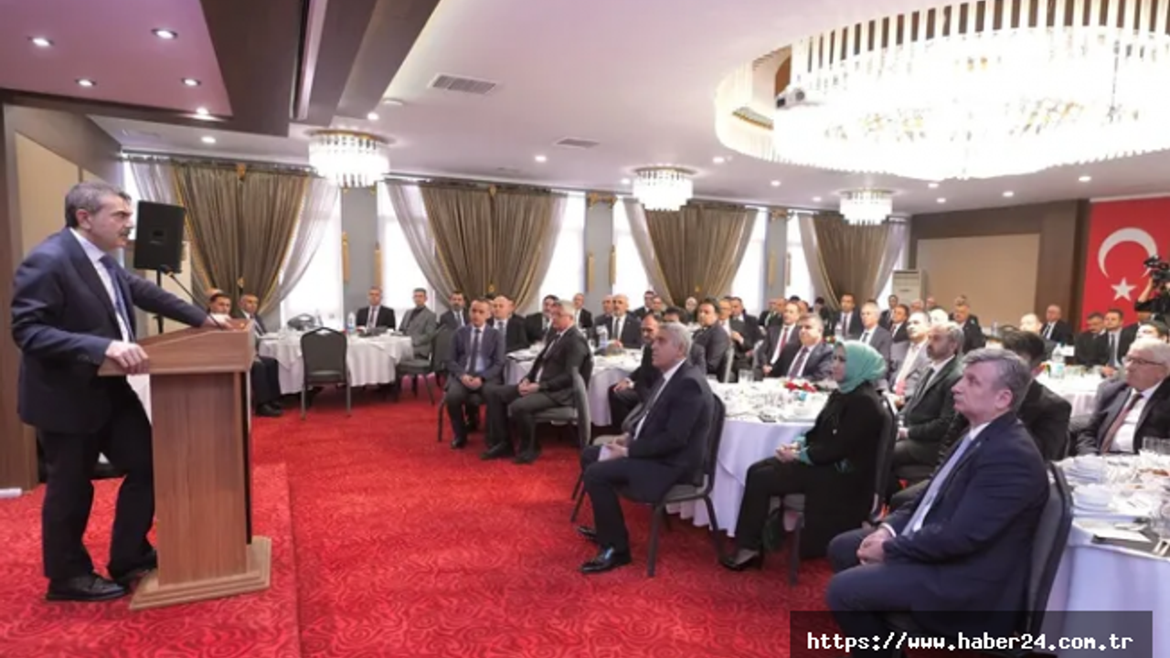 Bakan Tekin, 81 il müdürleriyle eğitimi değerlendirdi