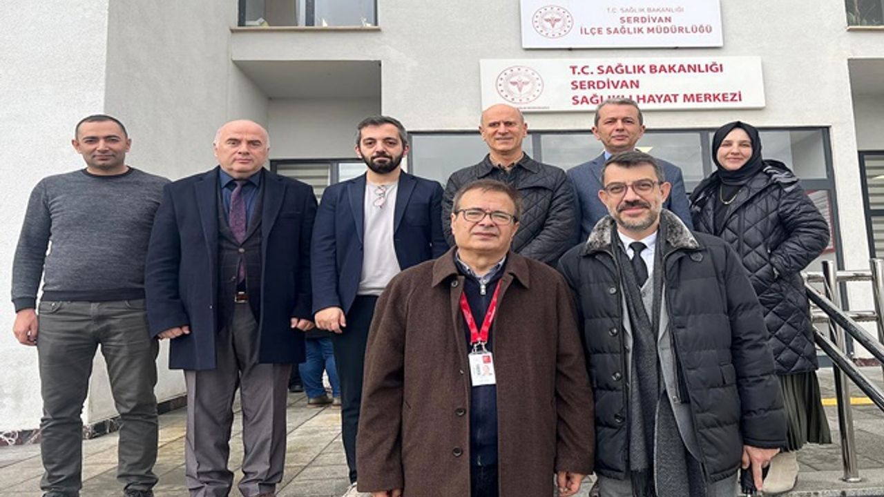 Sakarya'da sağlıkta dijital buluşma: Yöneticiler sahada, hizmetler dijitalde