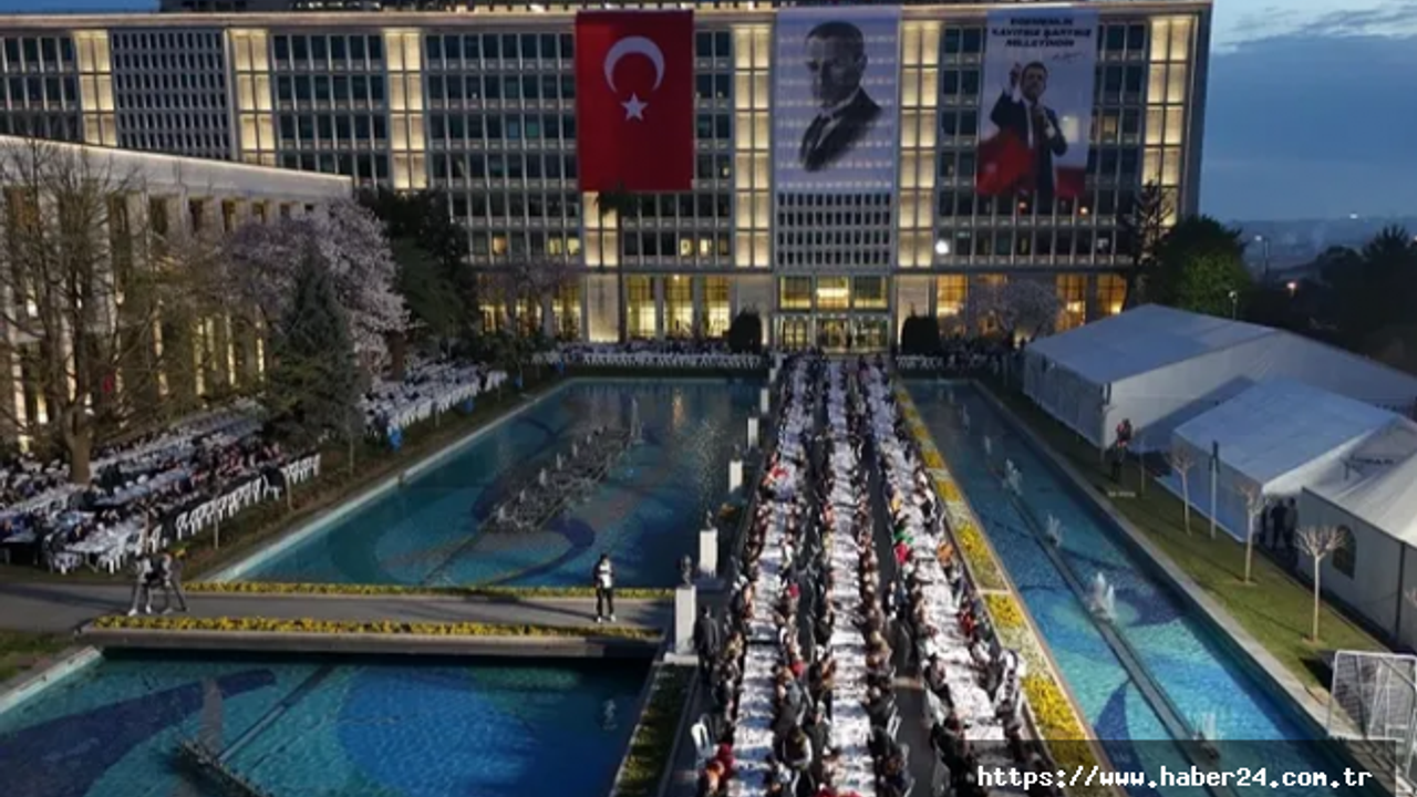 Saraçhane'de Kadir Gecesi buluşması