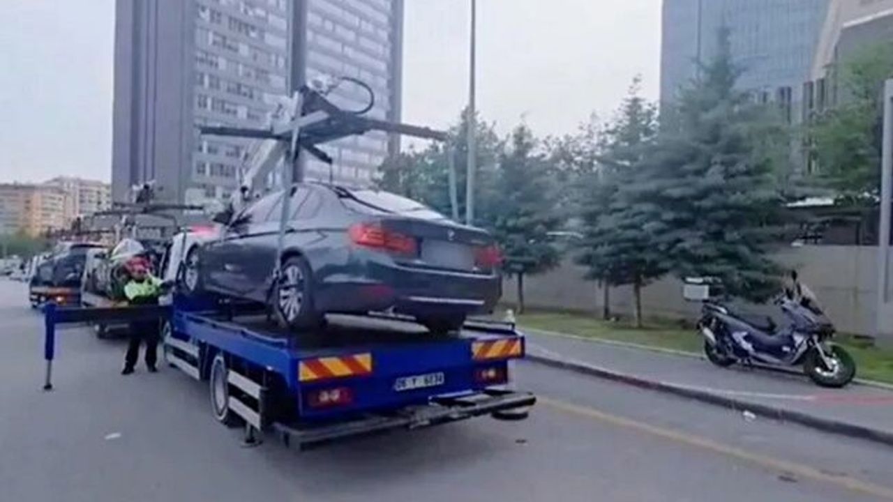 Ambulansa yol vermeyen konvoya ceza yağdı