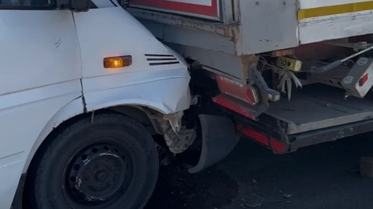 Düzce'de zincirleme kazada 6 kişi yaralandı
