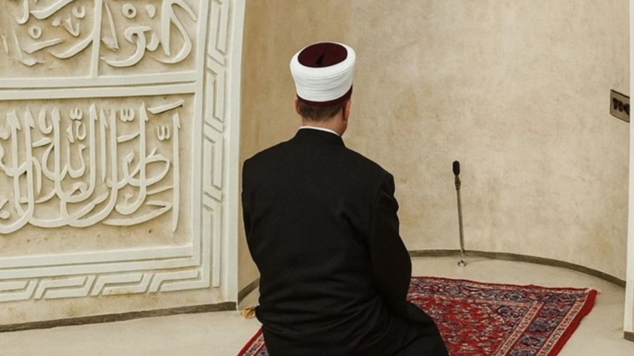 Diyarbakır’da sahte diplomayla 12 yıl imamlık yapan firariye ceza