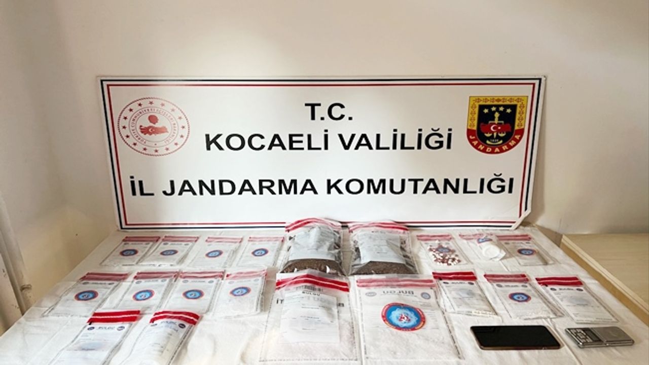 Kocaeli’de Uyuşturucu Operasyonu: 3 Kilo 305 Gram Madde Ele Geçirildi, 2 Kişi Tutuklandı