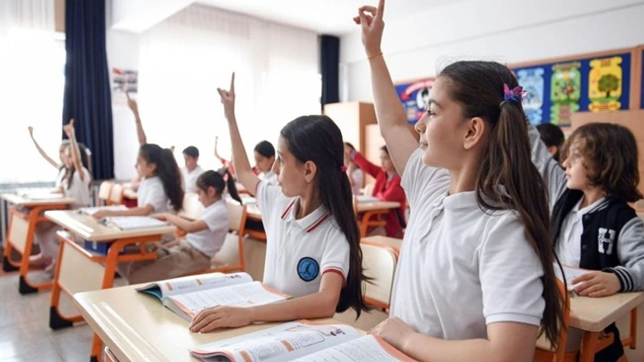 Okula başlayan minikler için uyum haftası pazartesi başlıyor