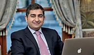 Sezgin Baran Korkmaz Yaşlı ve ihtiyaç sahiplerine yardıma koştu