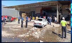 Demre'de toptancı halinde patlama: 1 ölü, 3 yaralı