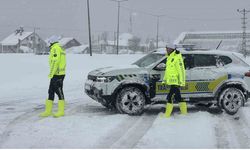 Kars’ta Ardahan-Kars Yolu ve Susuz Yolu (Sakaltutan Geçidi) Trafiğine Kapatıldı!