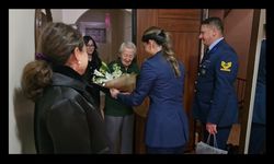 Ankaralı Hatice Teyze’den Mehmetçik’e Gönül Köprüsü