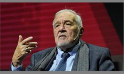 Tarihçi Prof. Dr. İlber Ortaylı Hayatını Kaybetti