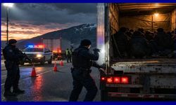 Çankırı’da TIR Operasyonunda 75 Düzensiz Göçmen Yakalandı