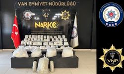 Van’da Kamyonette 90 Kilogramdan Fazla Uyuşturucu Madde Ele Geçirildi