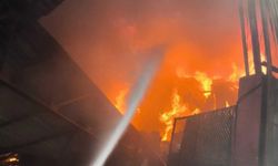 Adana’da geri dönüşüm fabrikasında korkutan yangın