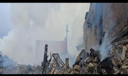 Antalya’da sanayi deposunda yangın