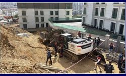 Başakşehir'de inşaat alanında göçük: 2 işçi kurtarıldı,1 işçi hayatını kaybetti