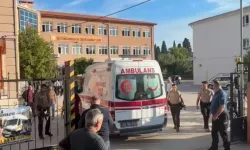 Okul Önünde Silahlı Saldırı: Dört Öğrenci Yaralandı