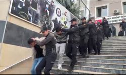 2 İlde İkinci El Otomobil Operasyonu: Ağır Hasarlı Araçları Hasarsız Diye Sattılar
