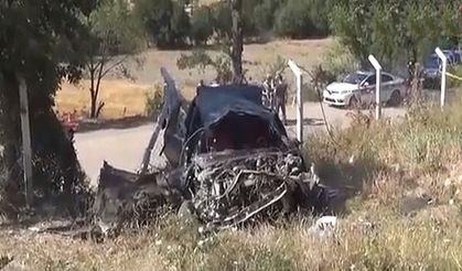 Amasya'da virajı alamayan araç şarampole uçtu :1 ölü 2 yaralı