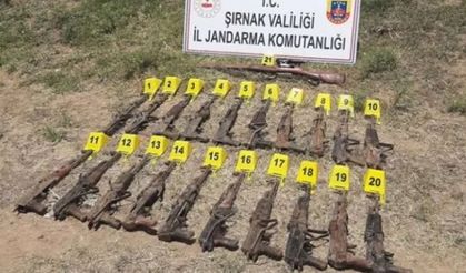 Şırnak'ta toprağa gömülü tüfekler bulundu