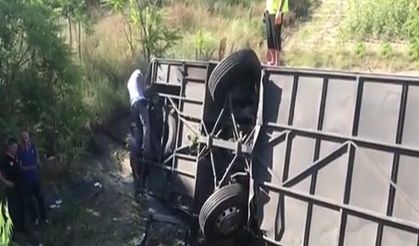 Kırklareli'de feci kaza; 6 ölü,25 yaralı