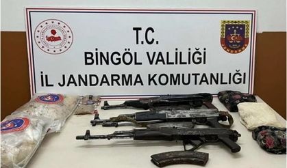 Bingöl'de kalaşnikof ve patlayıcı madde ele geçirildi