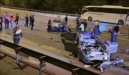 Adana'da feci kaza! 12 araç birbirine girdi: 7 ölü, 7 yaralı