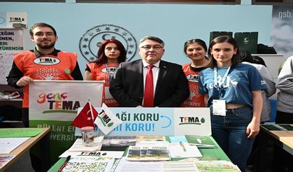 ZBEÜ Rektörü Prof. Dr. İsmail Hakkı Özölçer, Öğrenci Toplukları Tanıtım Günleri’nin açılışına katıldı