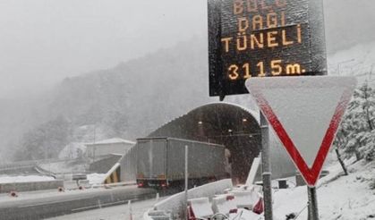 Bolu Dağı'nda kar yağışı etkili oluyor!