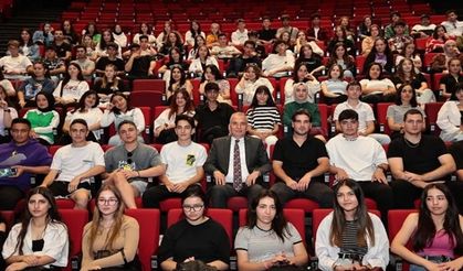 Öğrencilere müjde! YSK ücretleri belediyeden